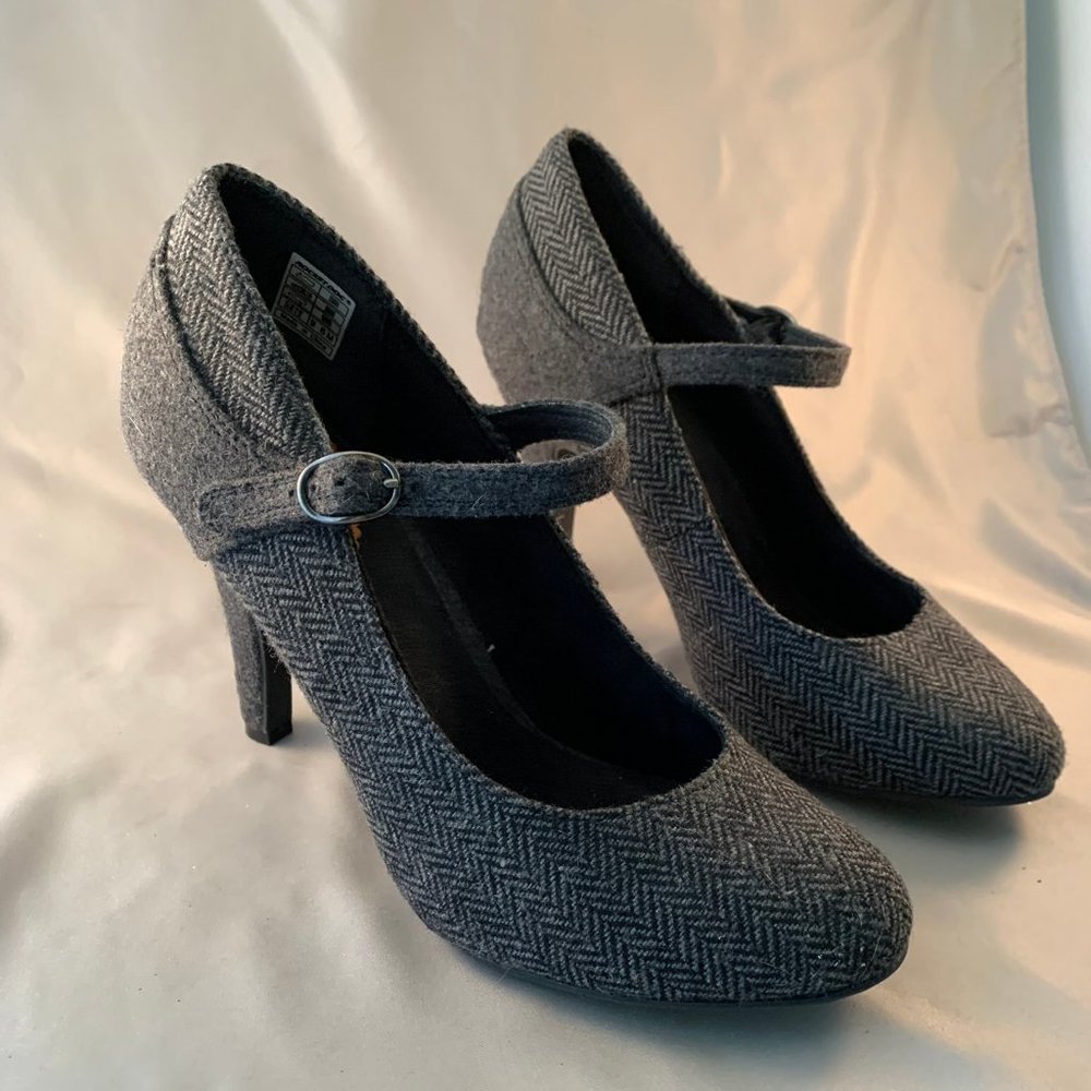 Rocket Dog Two-Tone Heels